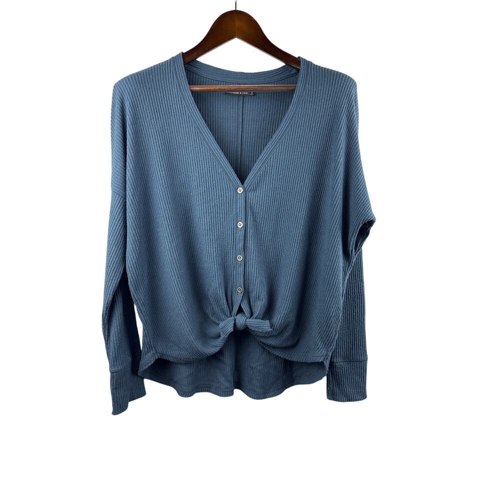 Women’s Abercrombie & Fitch Medium Grey/Blue Long Sleeve Ribbed Shirt